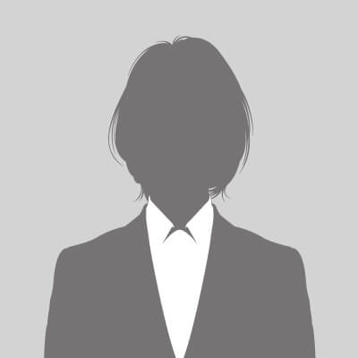 依頼者：M.H様（49歳・女性／札幌市中央区在住）<br />
被相続人：母（10年前死亡）・父（直近死亡）<br />
相続人：子4名（相談者含む）<br />
相続財産：北海道滝川市の実家（土地・建物）<br />
相談内容：相続登記・遺産分割調整<br />
課題：<br />
・母の死後、実家不動産が長年放置されており、名義が旧のまま<br />
・相続人4名がそれぞれ別の地域に住んでおり、協議が進めづらい<br />
・相続希望者が1名のみで、分割内容の調整が必要<br />
・相続登記義務化により「早めに手続きしなければ」という不安が強かった